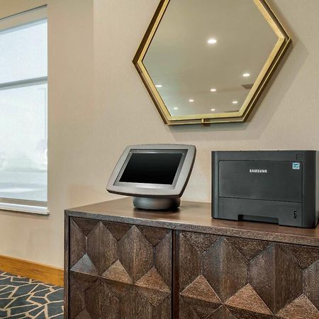 Cambria Hotel Davenport Quad Cities Бетендорф Екстериор снимка